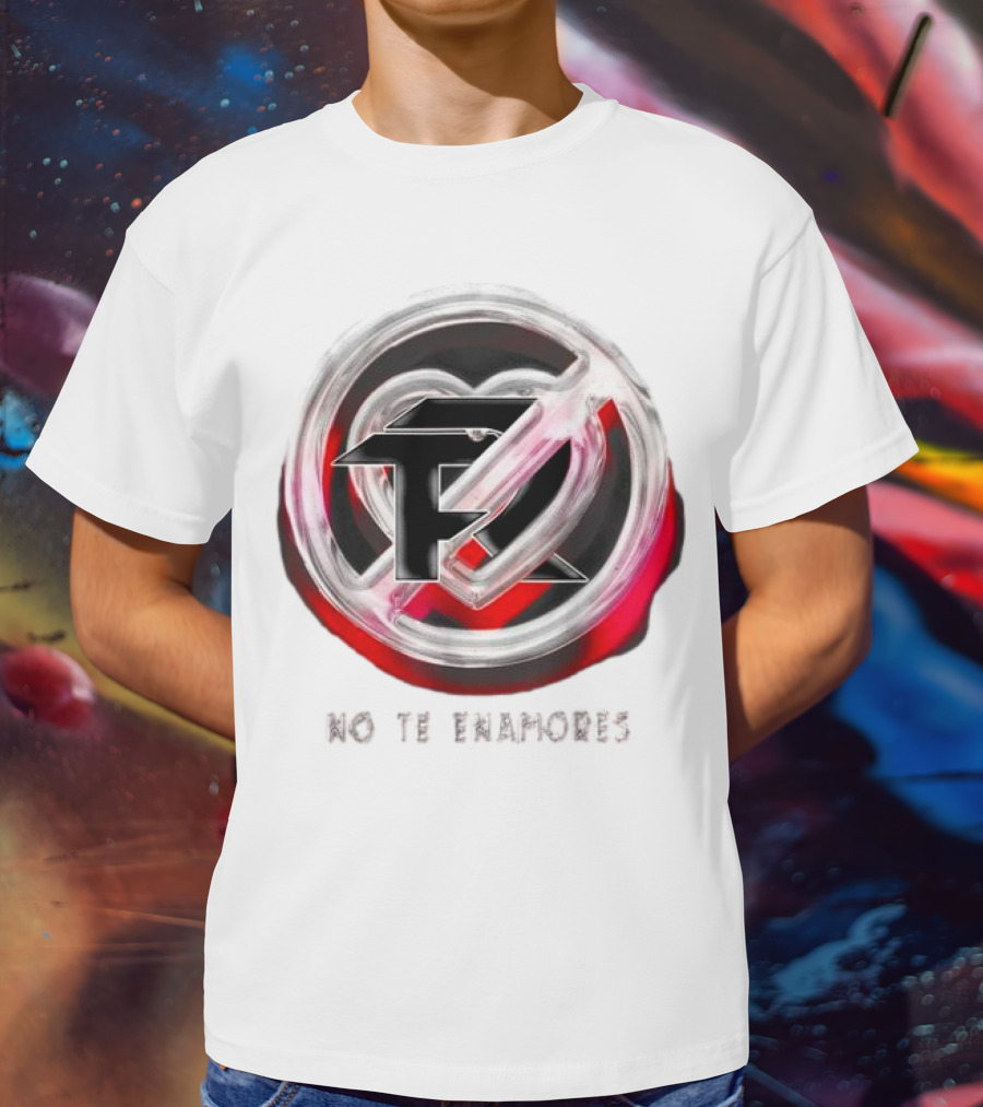 No Te Enamores Fuerza Logo Heart T-Shirt