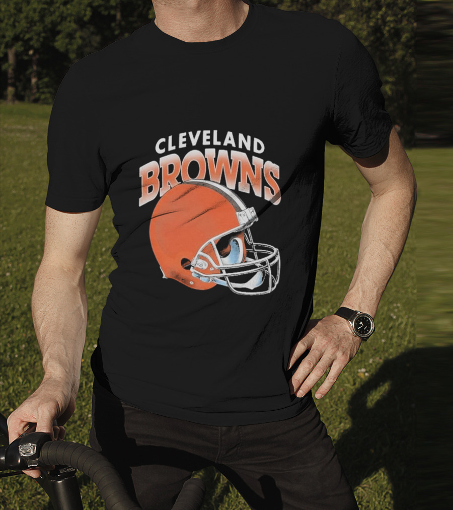 Cleveland Browns Helmet Logo Gradient T-Shirt
