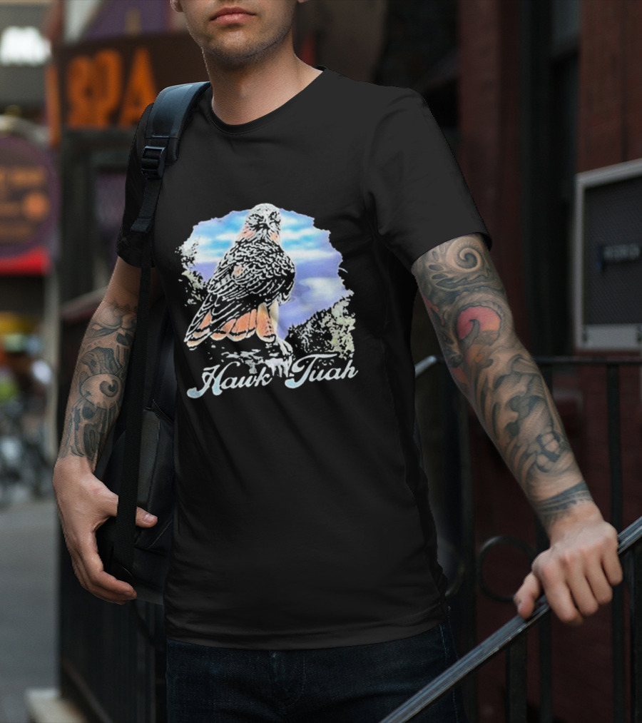 Hawk Tuah Scenic 70s Vintage Style Bird T-Shirt