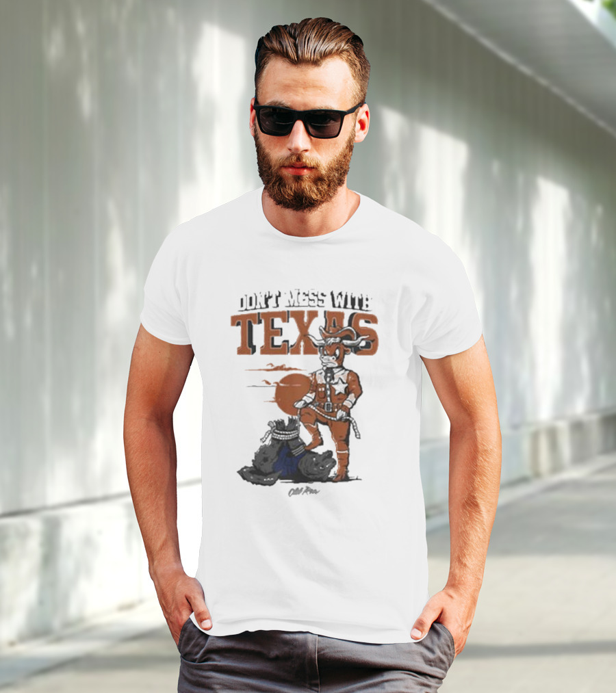 Don’t Mess With Texas Football Cowboy Stomping An Opponent T-Shirt