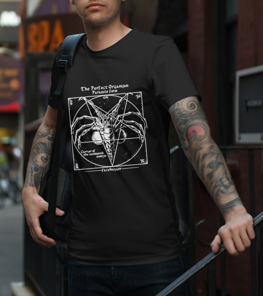 The Perfect Organism Parasite Form Carrier Of The Xenomorph Embryo Facehugger T-Shirt