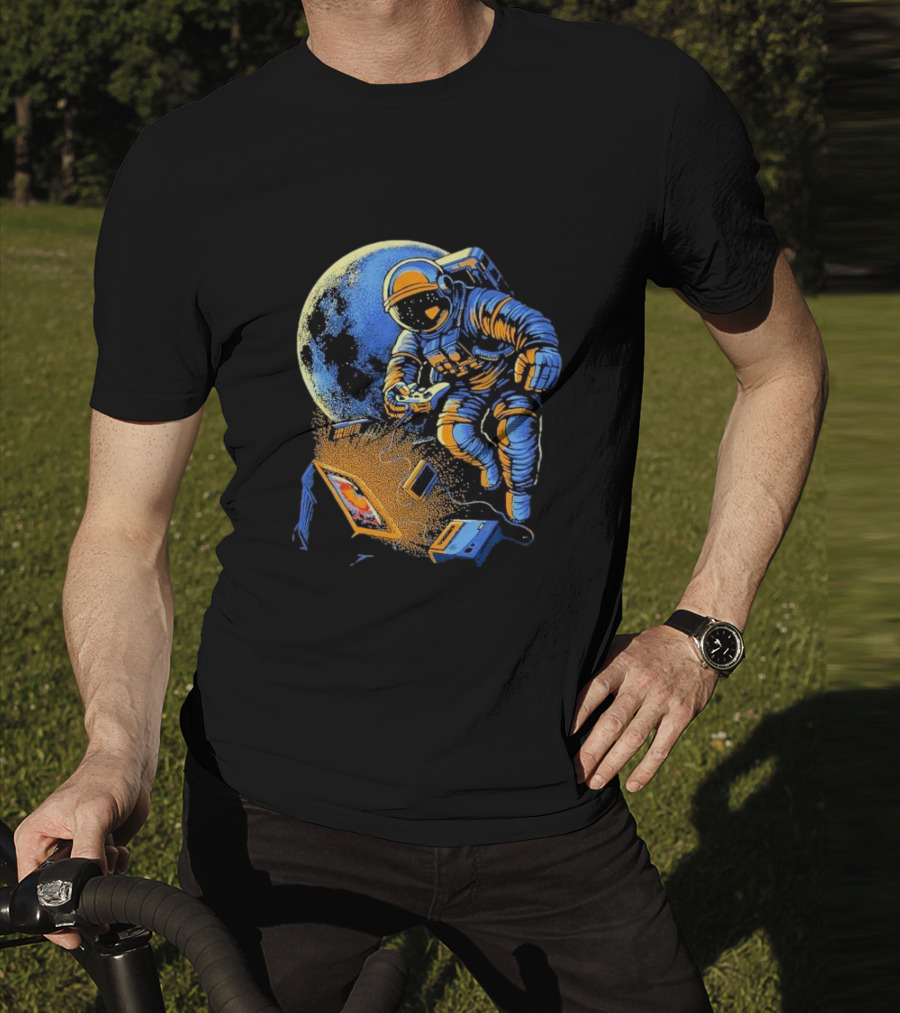 Space Arcade Astronaut Gamer Adventure Intotheam T-Shirt