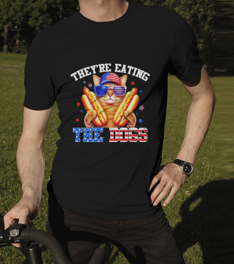 They’re Eating The Dogs Patriotic Cat With Hotdogs And American Flag Sunglasses T-Shirt