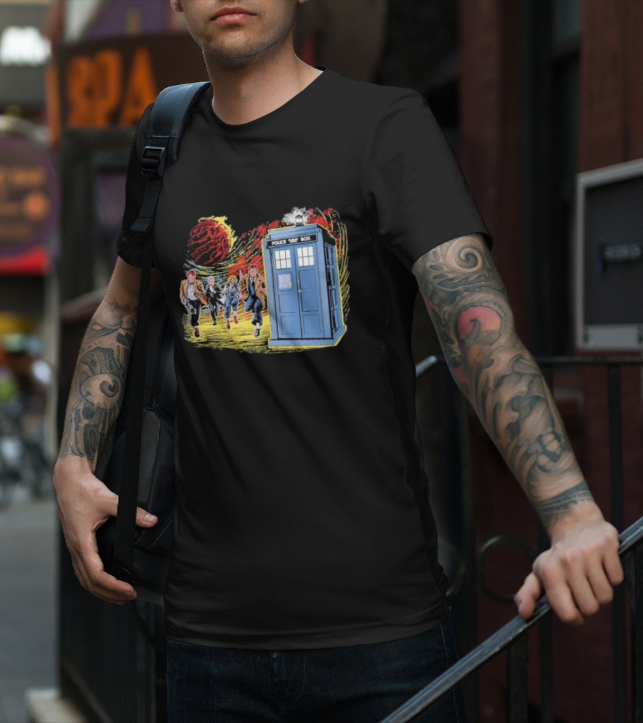 Police Public Box Time Travel Sci-fi Comics Chase With Doctor And Companions T-Shirt