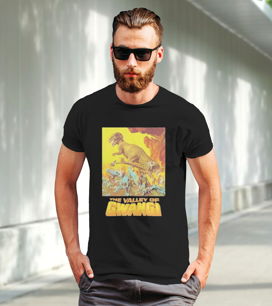 The Valley Of Gwangi Dinosaur Adventure Scene T-Shirt
