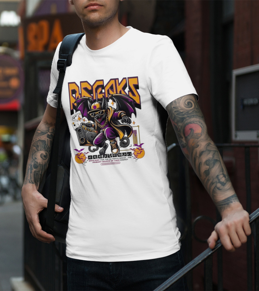 Breakbeat Bat Breaks Bats Hunt For The Ultimate Break Primary Source Of Energy T-Shirt