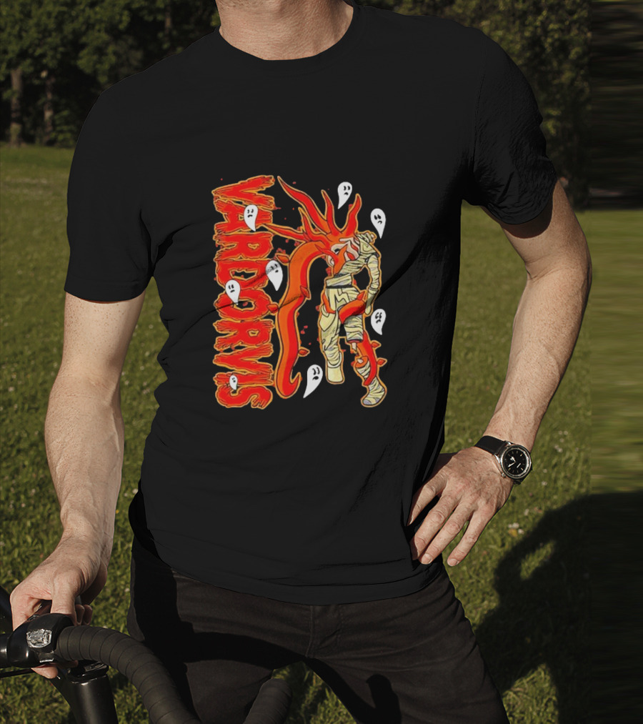 Vardorvis Mummy With Ghosts Foxes T-Shirt