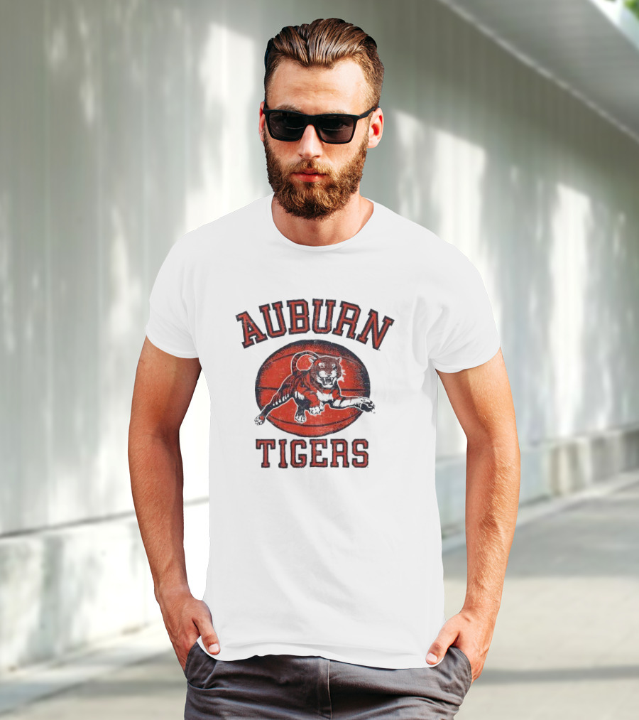 Auburn Tigers Vintage Basketball Tiger Ball T-Shirt
