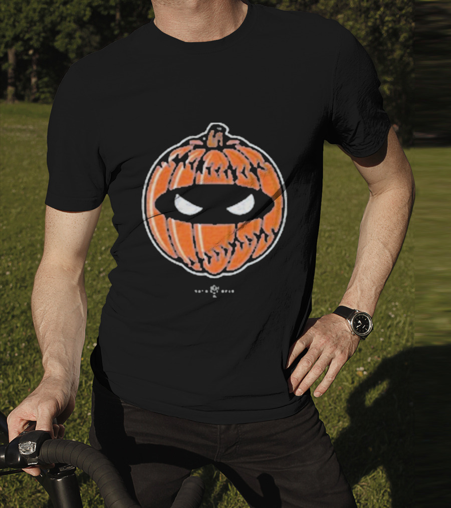 Pitching Ninja Playoff Pumpkin Jack-O'-Lantern Eyes T-Shirt