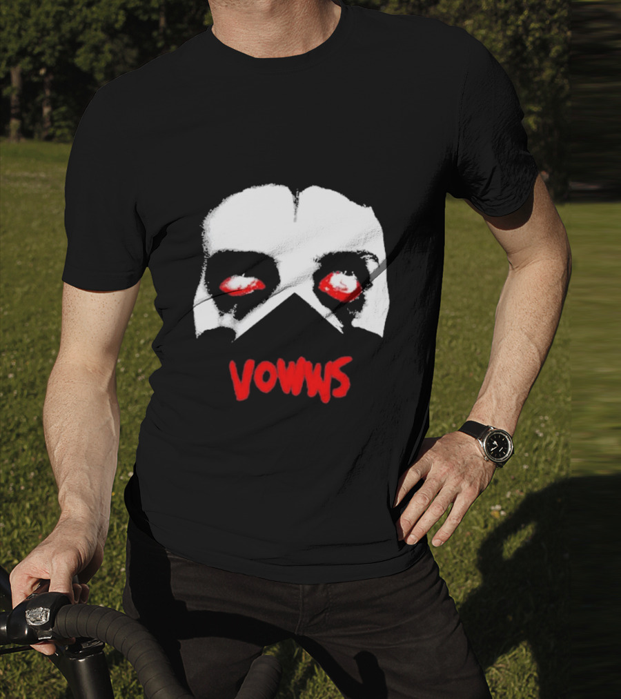 Vowws Hollow Face Red Eyes T-Shirt