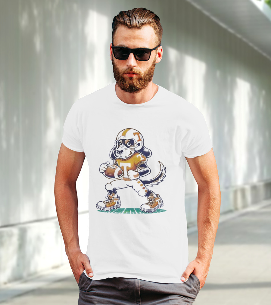 Tennessee Vols Smokey Dog Mascot Football Player T-Shirt