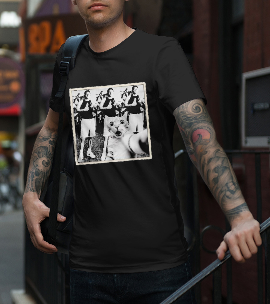 Cat Selfie With Taehyung Sasquatch And Cat Black And White Duplicate Thumbs Up T-Shirt