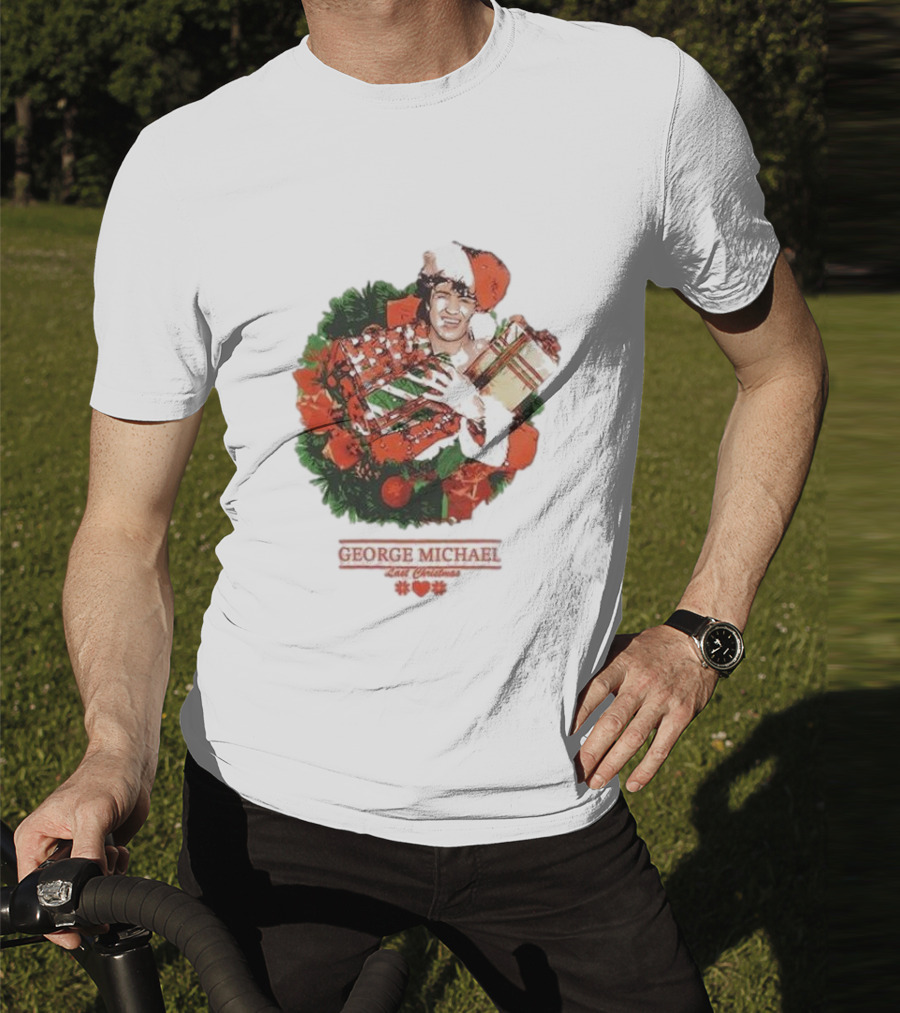 GEORGE MICHAEL LAST CHRISTMAS SANTA HAT WREATH T-Shirt