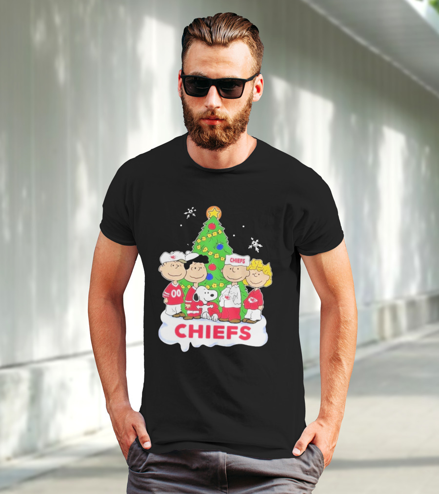 Kansas City Chiefs Snoopy Christmas Peanuts Characters Chiefs NFL Holiday T-Shirt