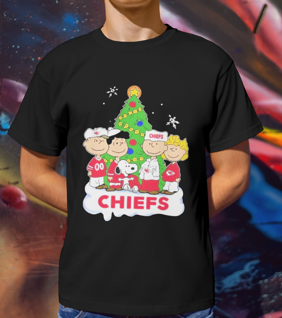Kansas City Chiefs Snoopy Christmas Peanuts Characters Chiefs NFL Holiday T-Shirt