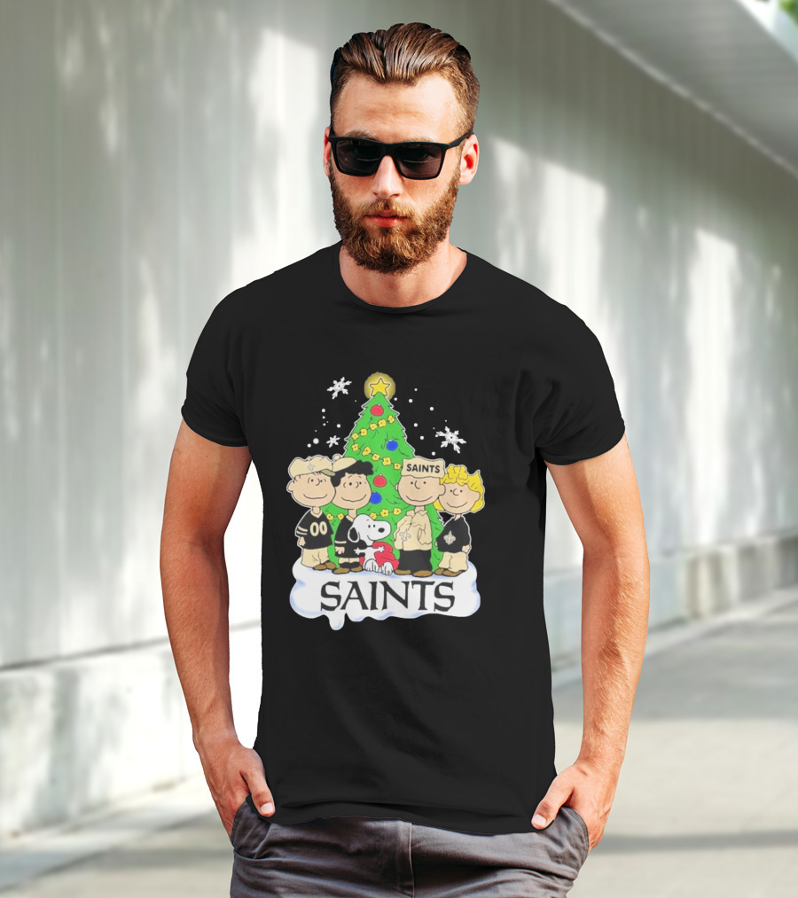 New Orleans Saints Snoopy Christmas Tree Peanuts Characters Snowflakes T-Shirt