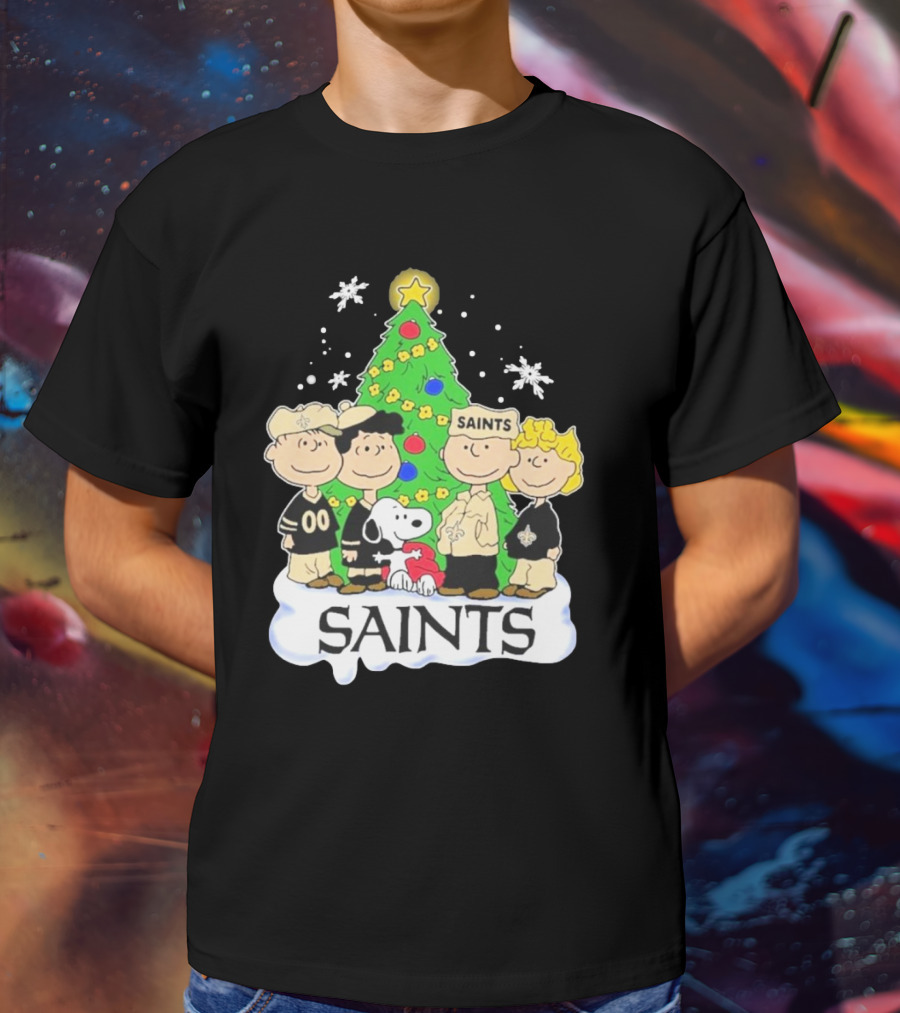 New Orleans Saints Snoopy Christmas Tree Peanuts Characters Snowflakes T-Shirt