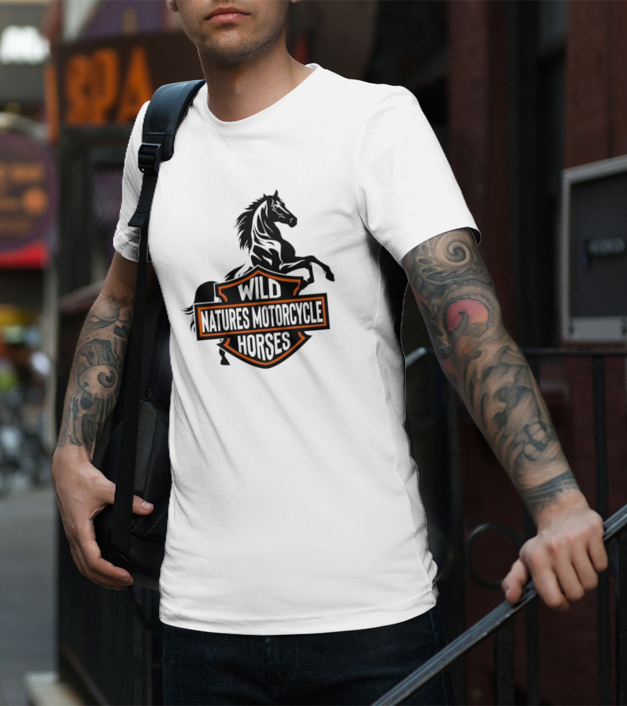 Wild Natures Motorcycle Horses Hang Over Gang Iconic Wild Horse Badge Motif T-Shirt