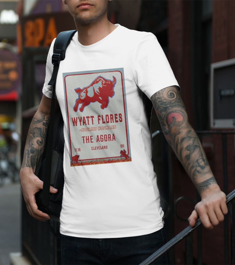 Wyatt Flores And Noeline Hofmann Live At The Agora Cleveland OH November 16 T-Shirt