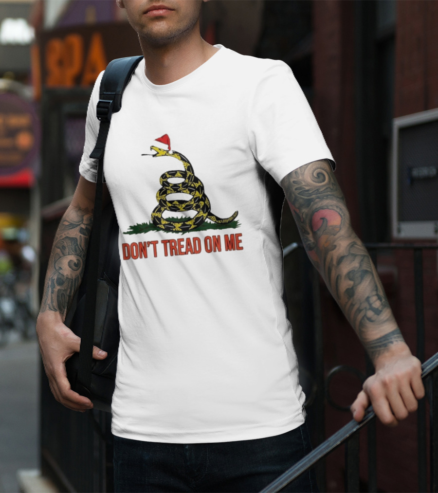 Don’t Tread On Me Christmas Santa Hat Gadsden Flag T-Shirt