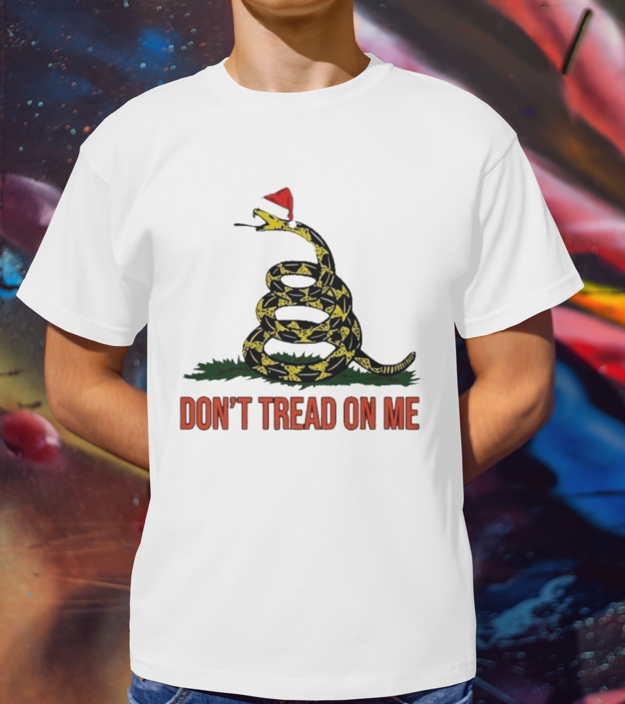 Don’t Tread On Me Christmas Santa Hat Gadsden Flag T-Shirt