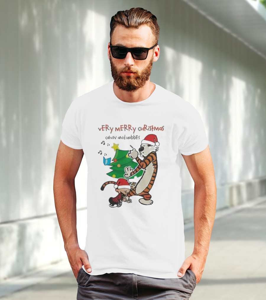 VErY MERRY ChrIStmAS Calvin And Hobbes Santa Hats Christmas Tree Dance T-Shirt