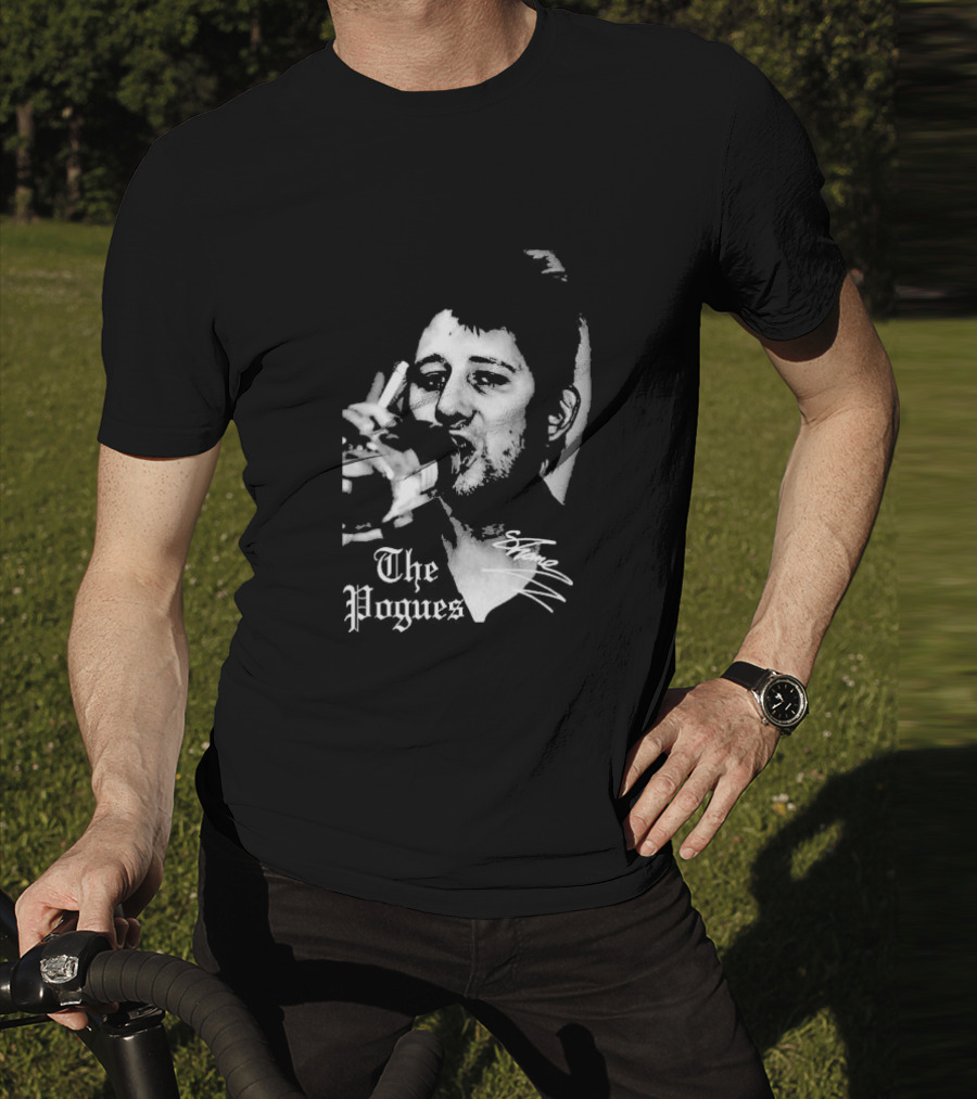 The Pogues Shane MacGowan Smoking Black And White Photo T-Shirt