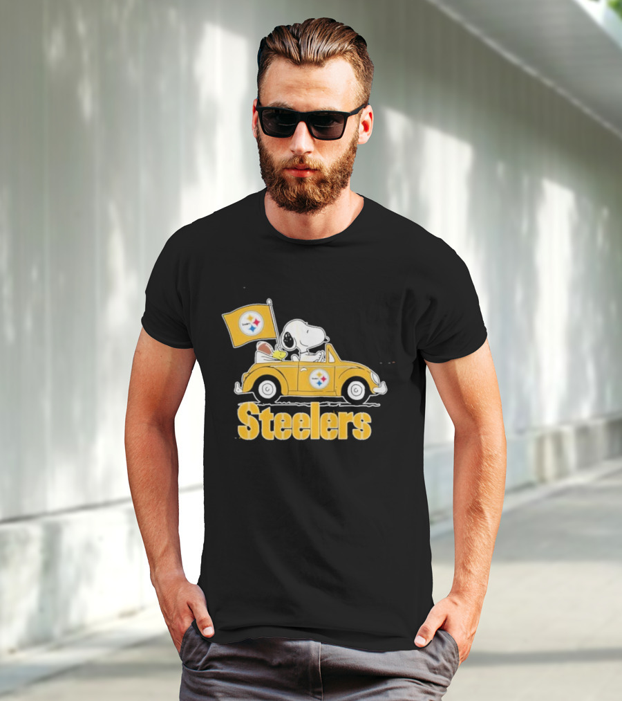 Pittsburgh Steelers Snoopy Driving Car With Flag T-Shirt