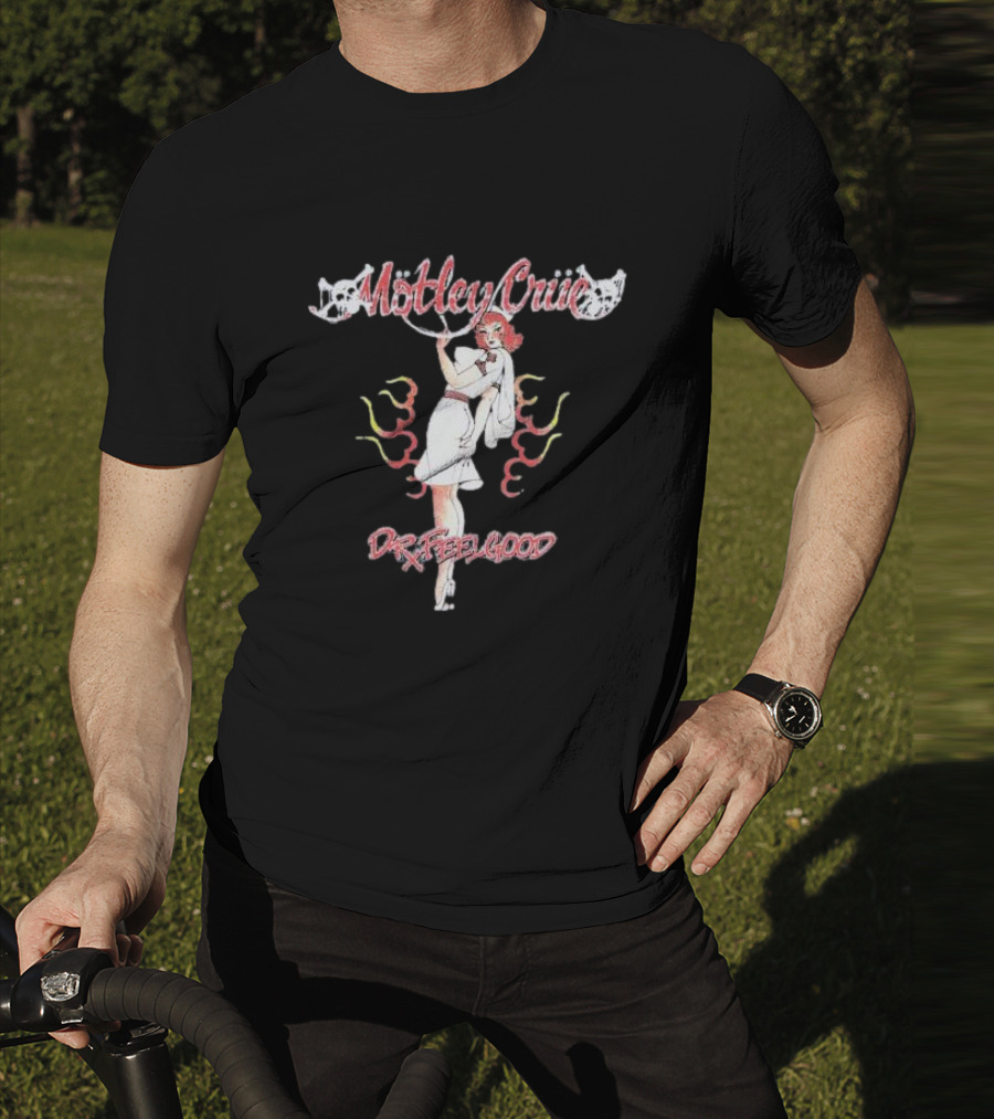 Mötley Crüe Dr. Feelgood Nurse Vintage Aesthetic T-Shirt