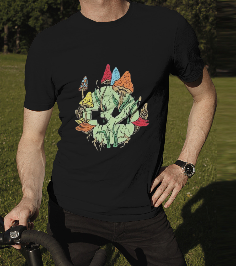 Thirtytwo 32 Mushroom T-Shirt