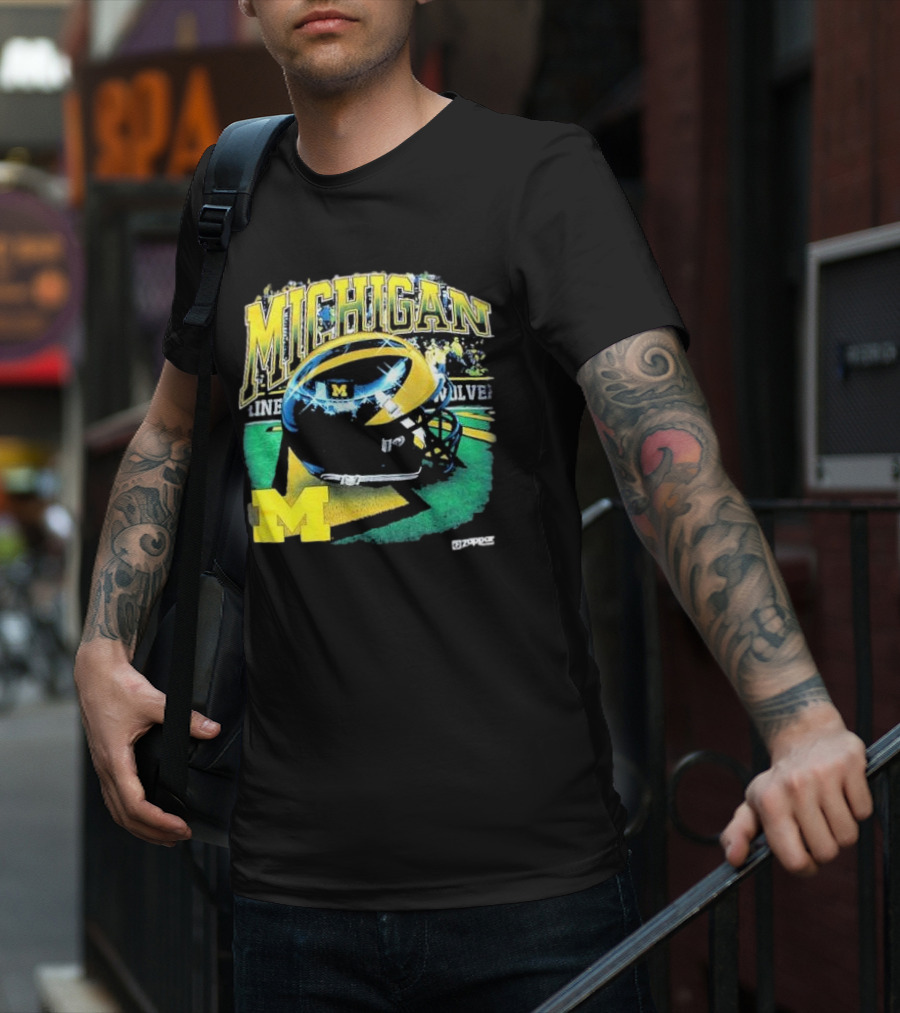Michigan Wolverines Vintage Arch Shiny Football Helmet NCAA T-Shirt