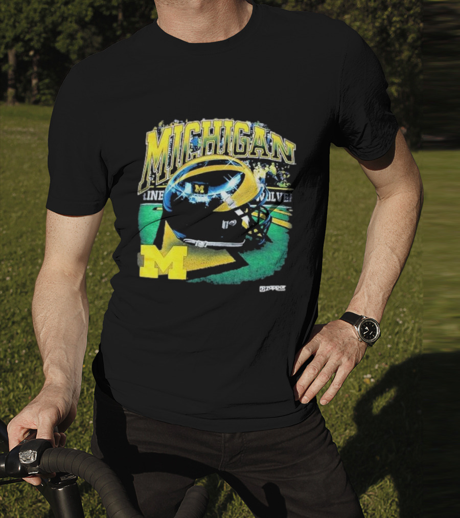 Michigan Wolverines Vintage Arch Shiny Football Helmet NCAA T-Shirt