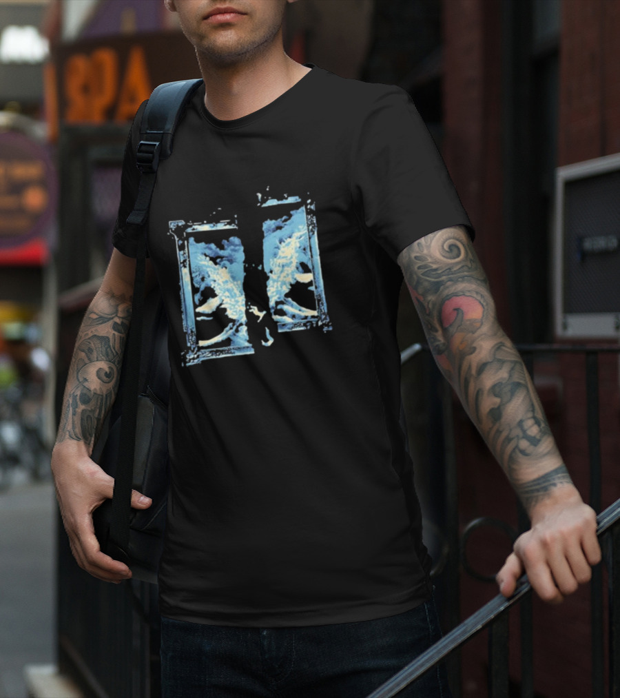 Split Album Landmvrks Blue Ocean Wave Framed Window T-Shirt