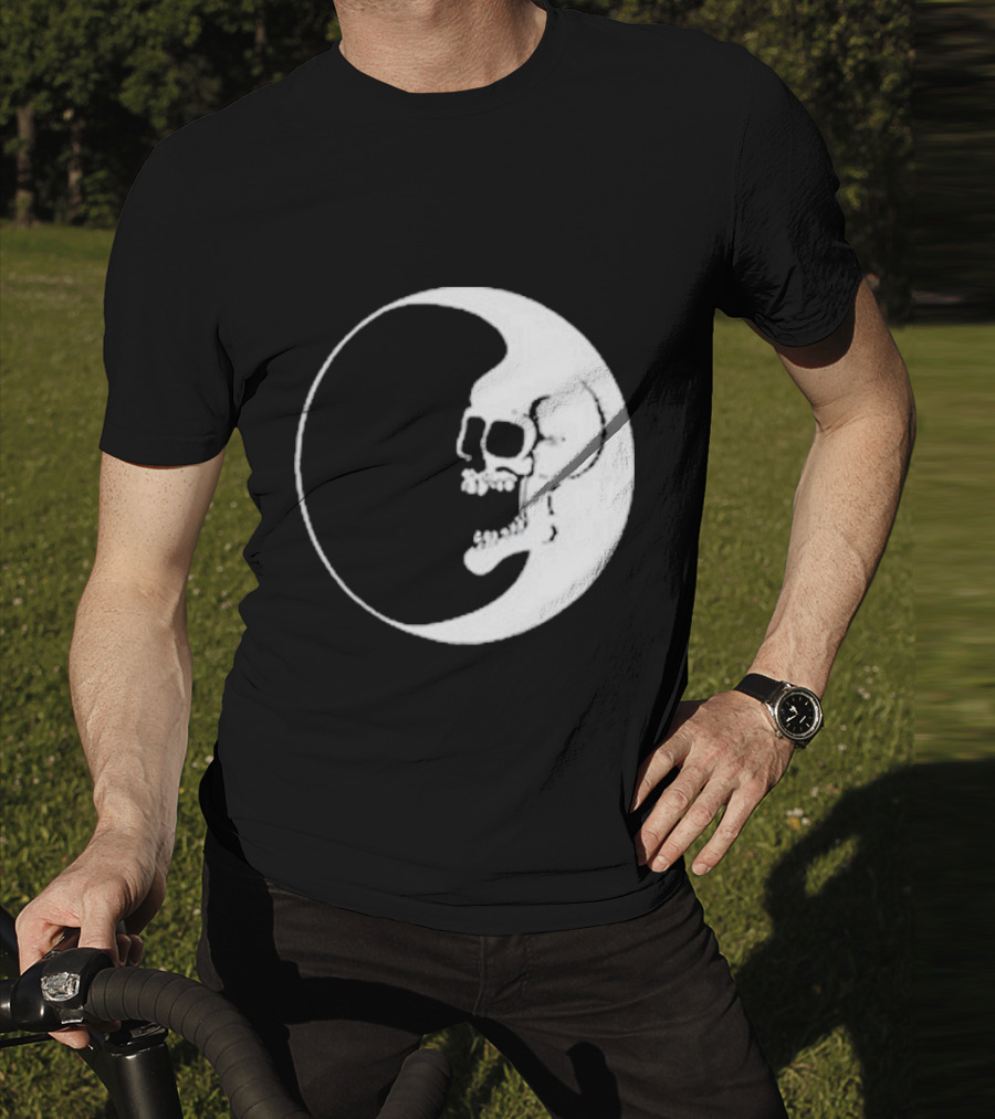 Zero Dead Moon Skull Crescent T-Shirt