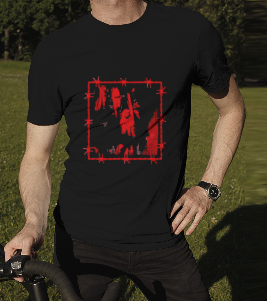 Avril Lavigne Red Barbed Wire Devil Horns T-Shirt