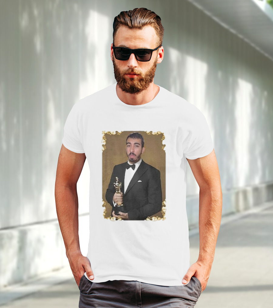 Saleh Jafarawi Mr Fafo Oscar Statue Award Winner T-Shirt