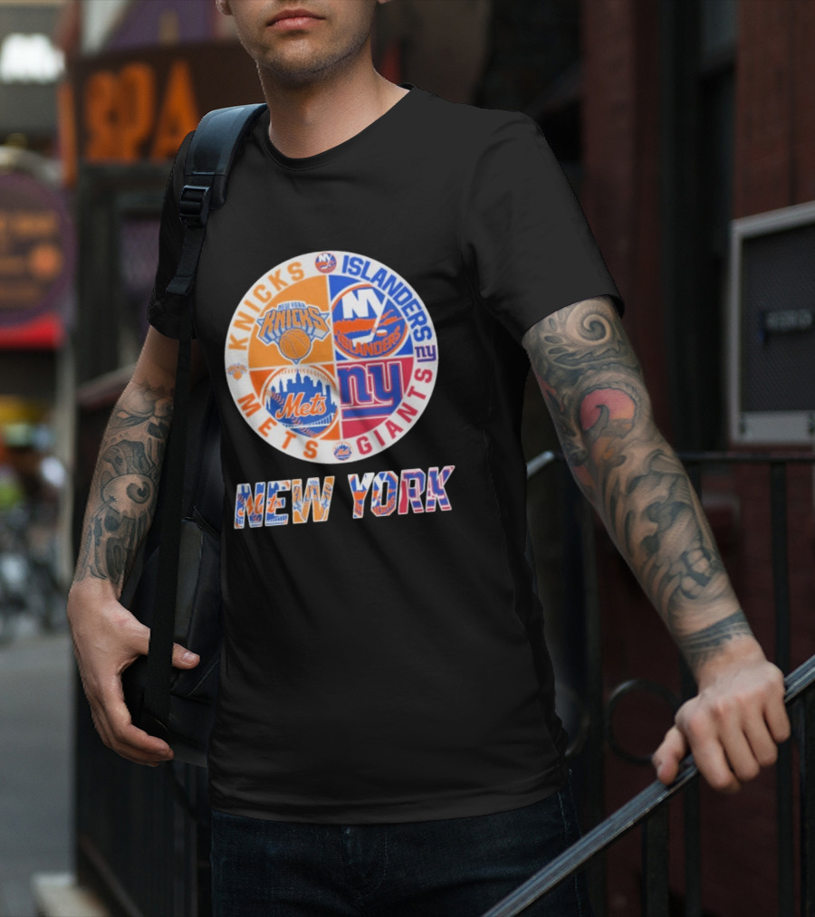 New York Knicks Mets Giants Islanders Logos Circle NYC Sports Teams T-Shirt