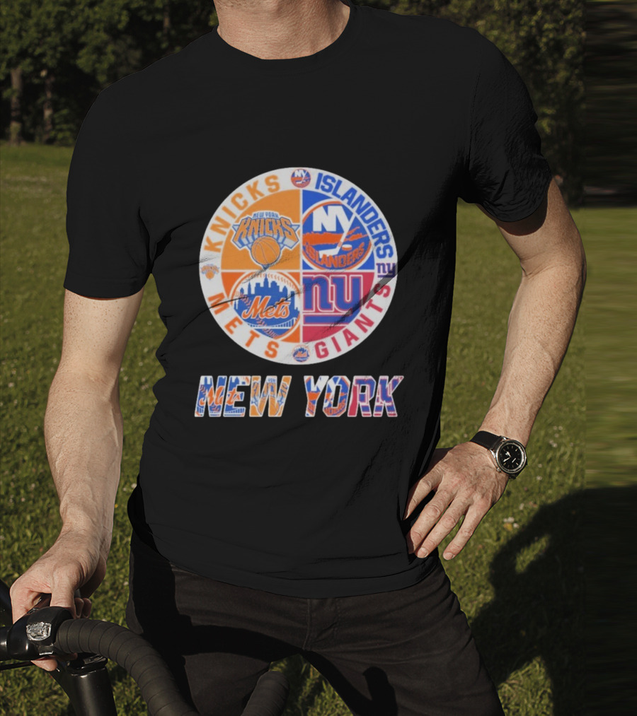 New York Knicks Mets Giants Islanders Logos Circle NYC Sports Teams T-Shirt