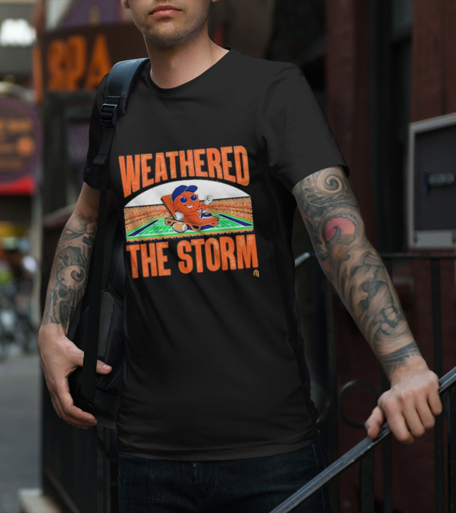 Syracuse Orange Weathered The Storm Lounge Mascot On Field T-Shirt