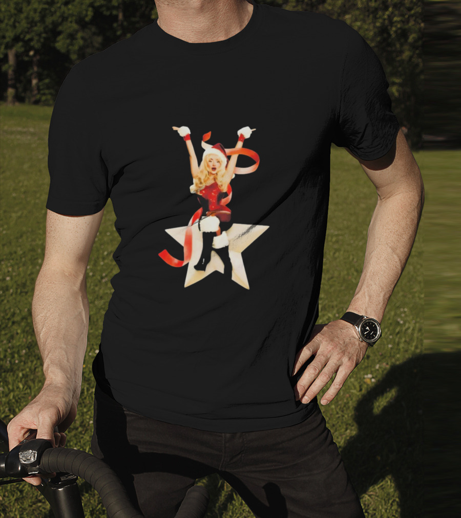 Sabrina Carpenter Santa Star Festive Decor T-Shirt