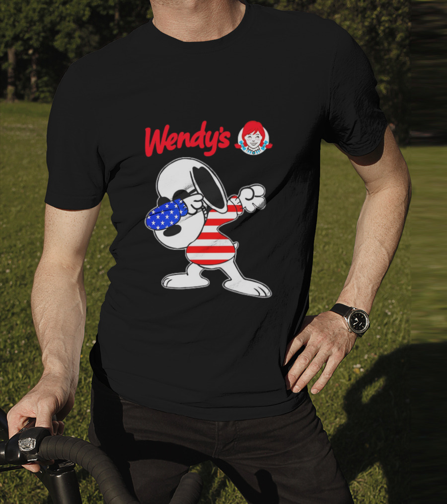 Wendy’s Snoopy Dabbing American Flag Stripes T-Shirt