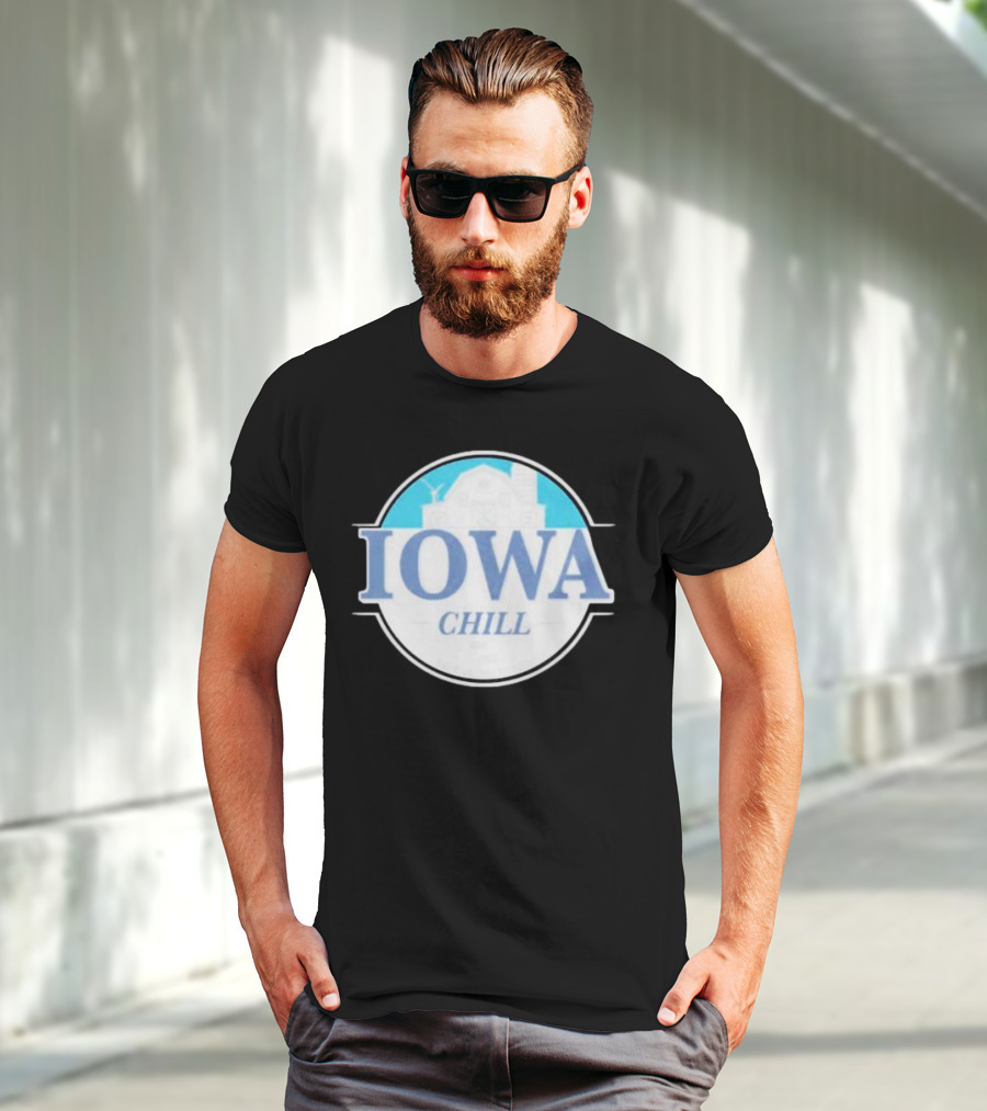 Iowa Chill Barn Windmill Circle T-Shirt