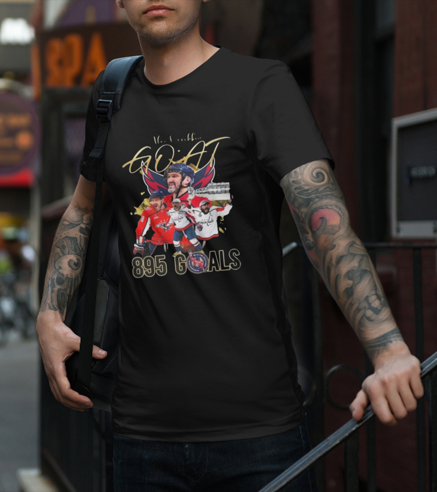 Washington Capitals NHL Alex Ovechkin GOAT 895 Goals Signature Collection T-Shirt