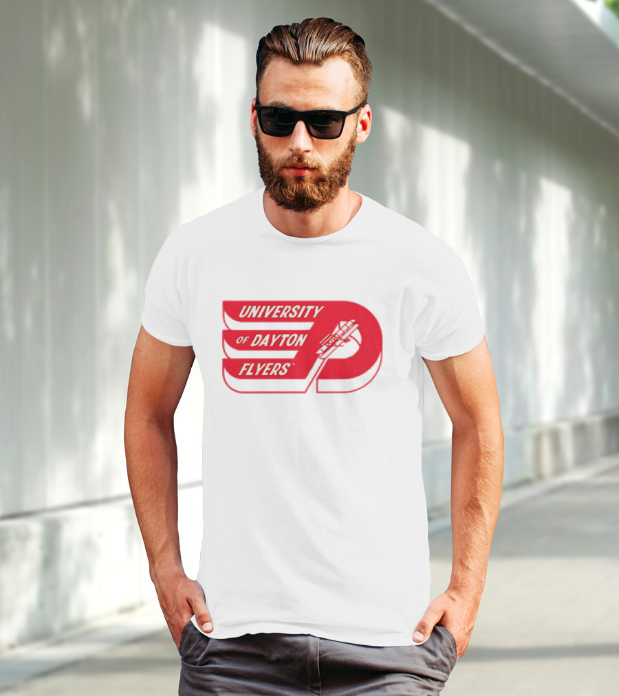 UNIVERSITY OF DAYTON FLYERS 1974 VINTAGE T-Shirt