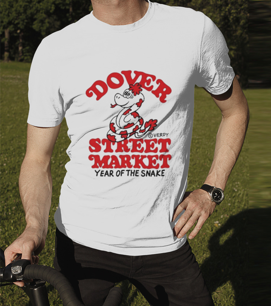 Dover Street Market X Year Of The Snake Red Text Desempacados Verdy Collaboration T-Shirt