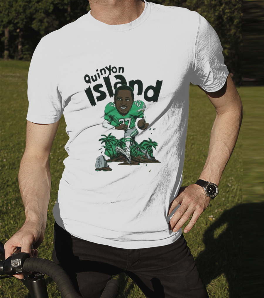 Quinyon Island Eagle 27 Football Player Running With Palm Trees And Rocks T-Shirt